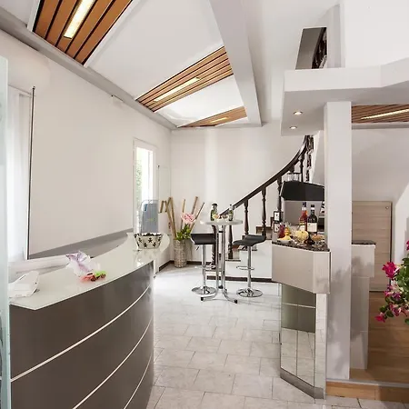 Отель Marcolini