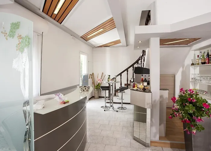 Отель Marcolini